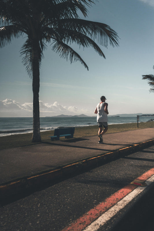 Review of Hydration Strategies for Long-Distance Running